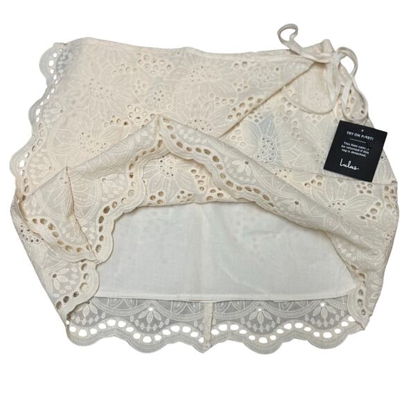 Lulus Kamilla Cream Eyelet Embroidered Mini Wrap Skirt Sz S NWT - Picture 5 of 8